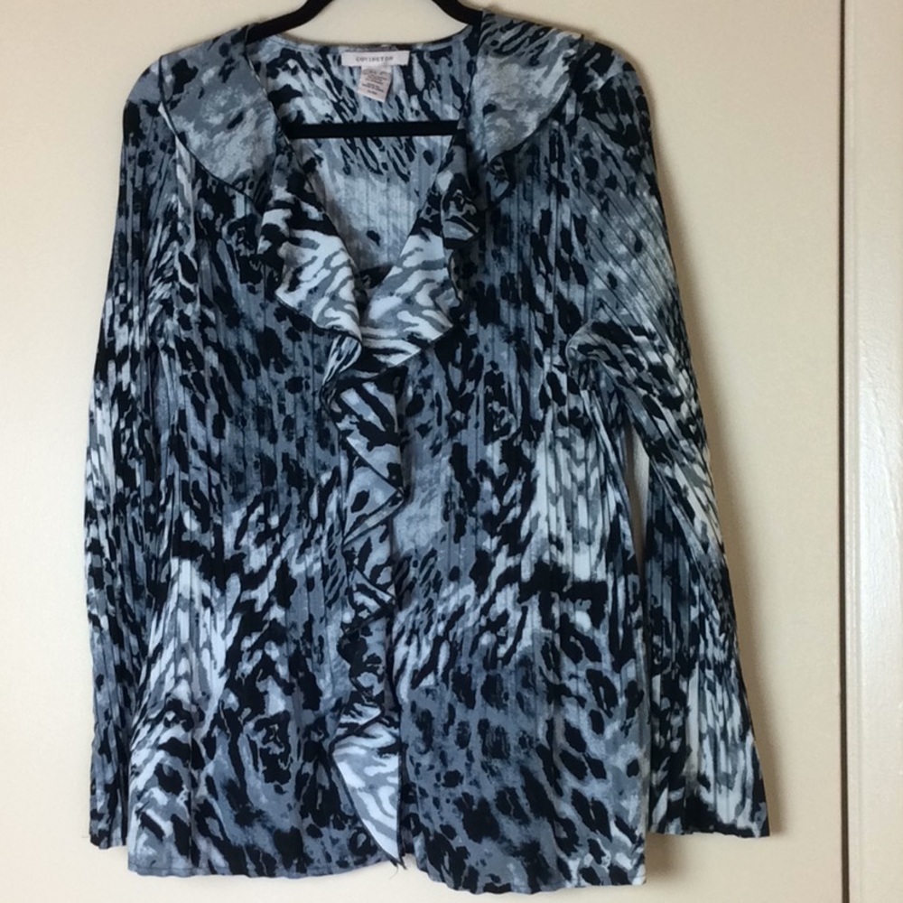 Pintcked, ruffle animal print Covington XL blouse